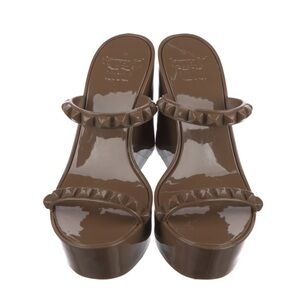 Stylish Brown Platform Heels